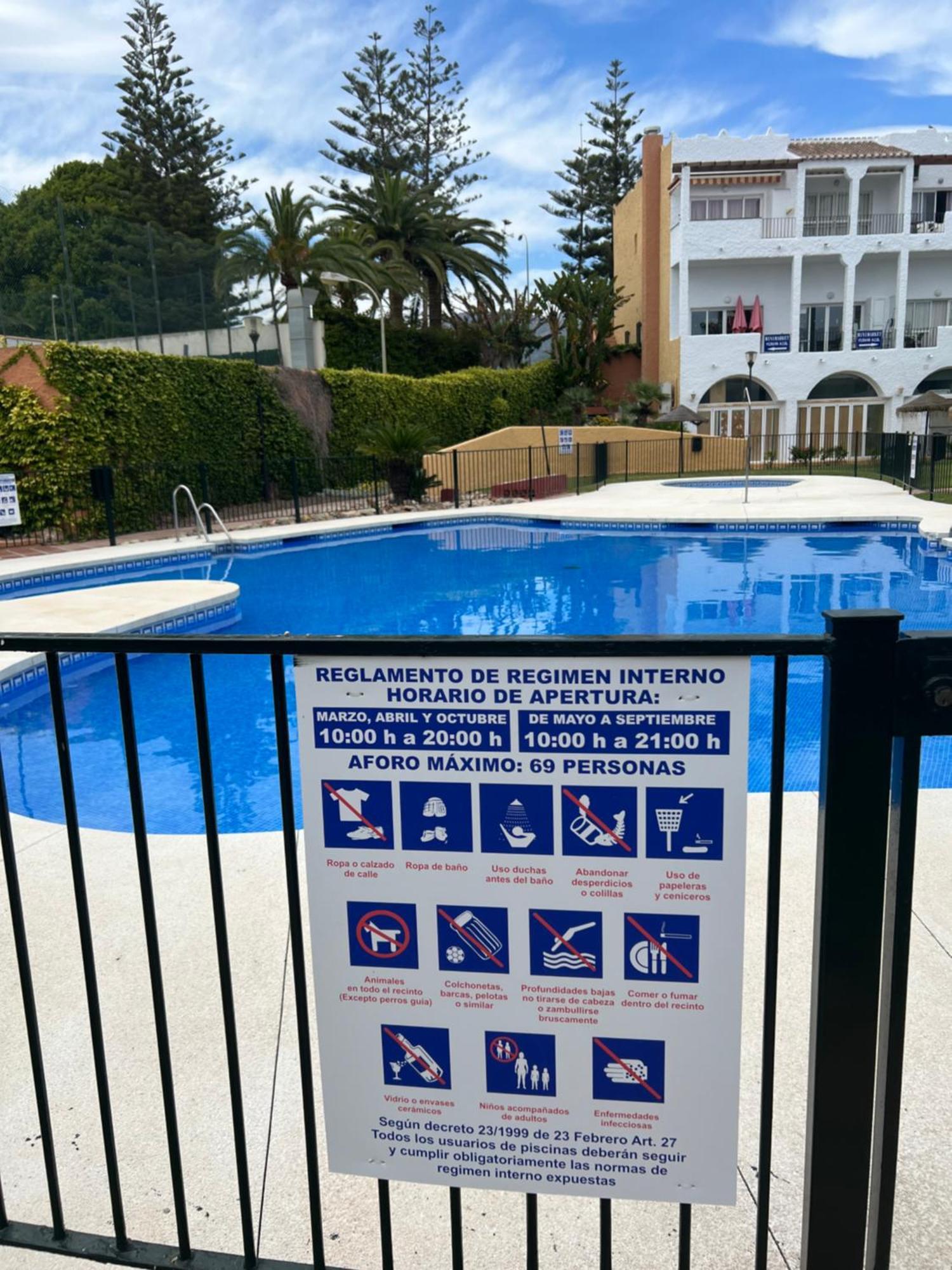Apartamentos Rio Marinas 15 Playazo Beach Nerja Exterior foto